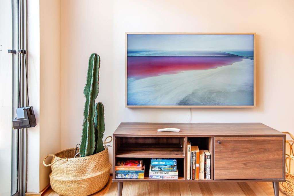 Sunny Terrace In The Heart Of Bondi * Sydney